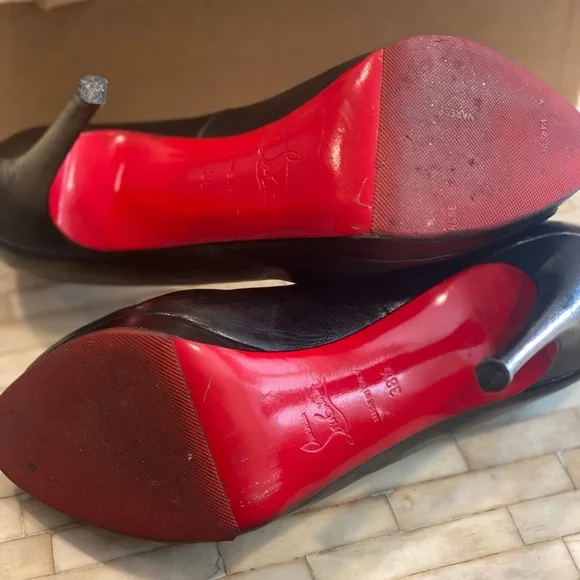 Christian Louboutin Yolanda 120 Black kid leather heels 38.5